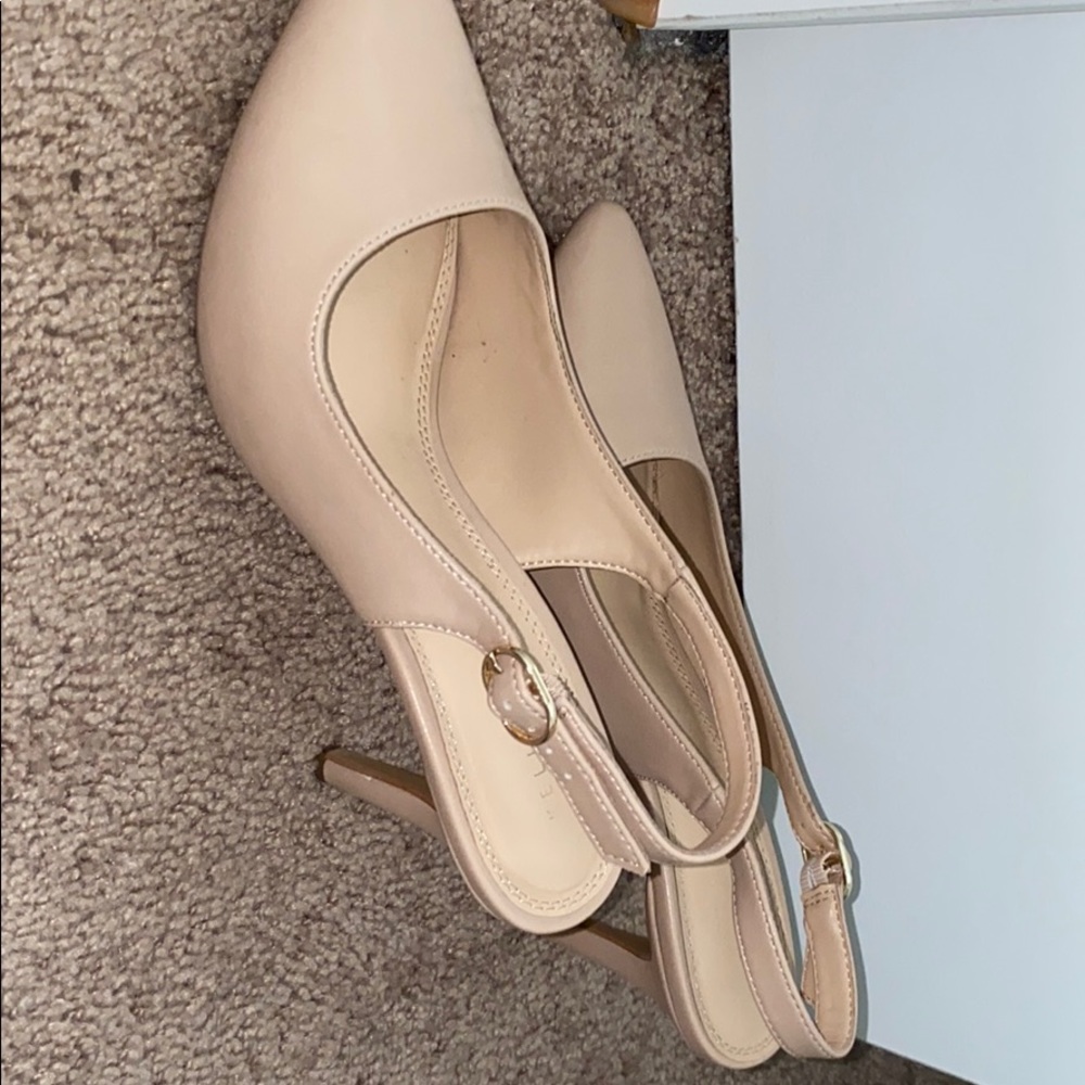 〽️TAN HEELS〽️